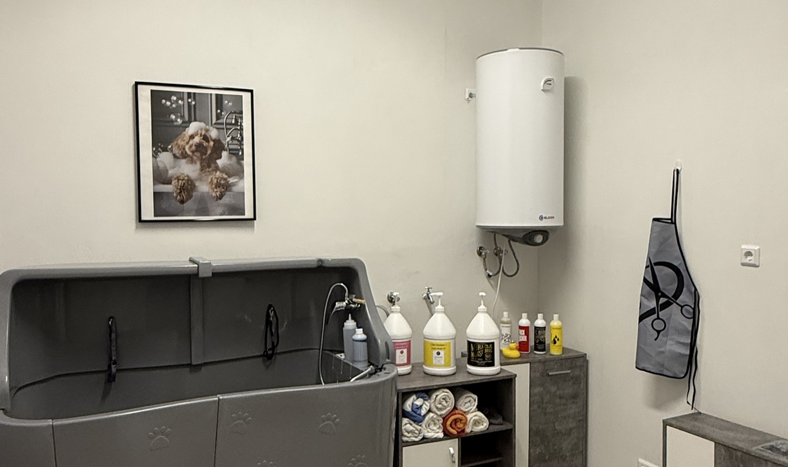 Wasch- und Pflegezone im Fellzauber Salon